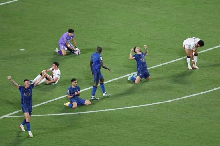 Al-Hilal Stun Manchester