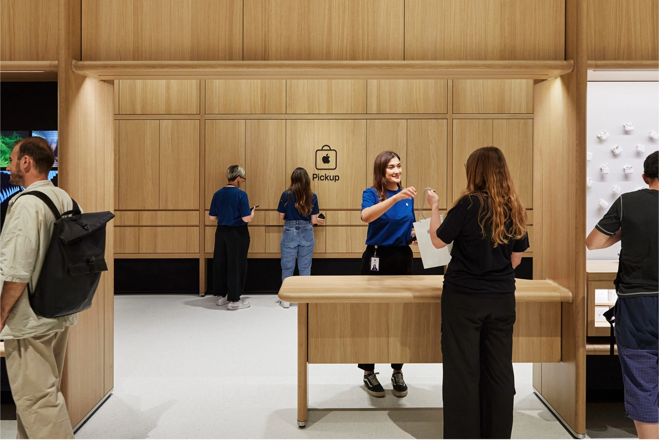 Apple’s Slim iPhone Air Balances