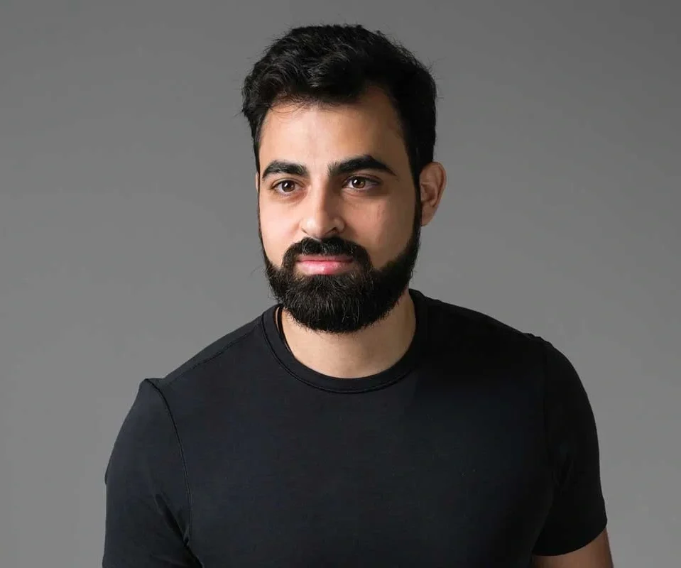 Abdallah Abu Sheikh, Where The Dunes Learn To Think & The Inner Life Of Emirati Progress