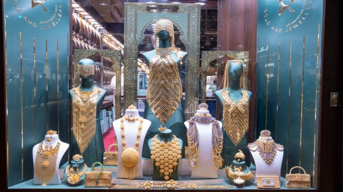 Sharjah Shines as the Global Jewellery Trade Gathers for the 57th Watch and Jewellery Middle East Show