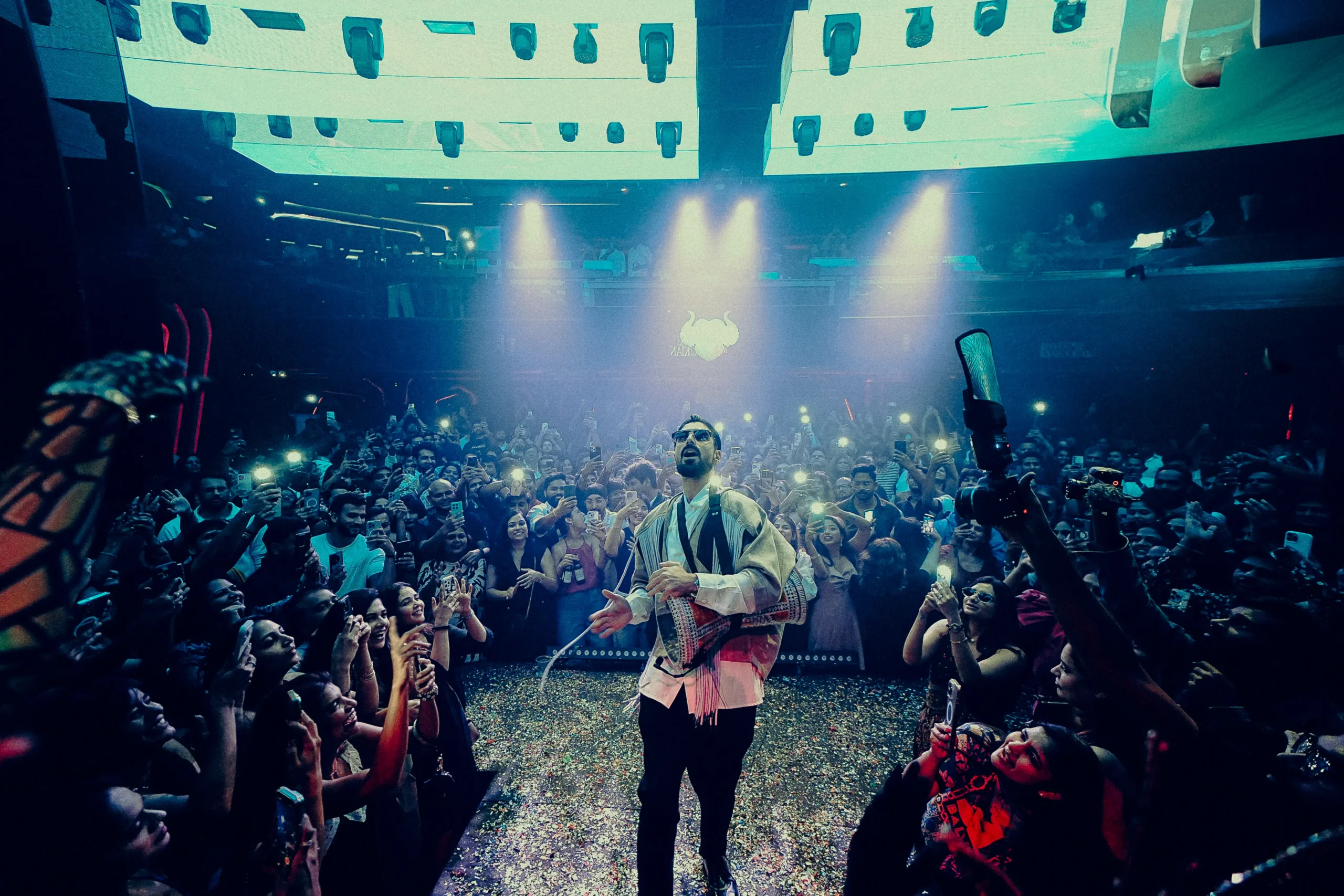 Rodolphe Manoukian: The Rhythm Beyond Borders Meta Description: Discover Rodolphe Manoukian’s creative journey and the rhythms, influences, and cultural connections that transcend borders and bring people together.